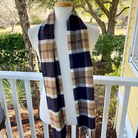 Royal Spayside 100% Lambswool Scarf. Made in Scotland. Tan/blue. - Picture 2 of 5